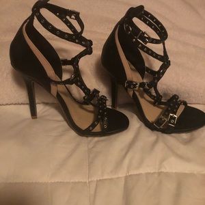 Tan and black, Wild Diva Lounae,size  5 1/2 , 6 inch